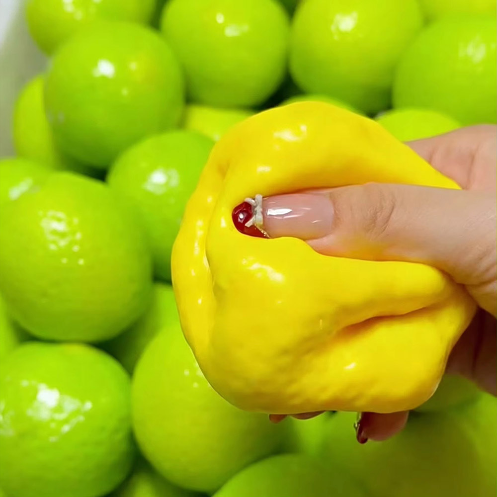 Handmade Crispy Lemon Stress B - Party Games Birthday recension och pris